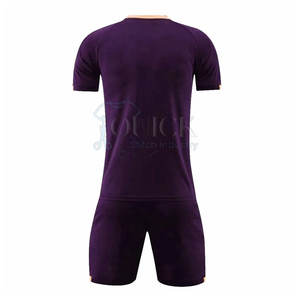 Nuevo diseño personalizado para hombres venta al por mayor Pakistán hecho 100% poliéster secado rápido ligero transpirable entrenamiento ropa deportiva fútbol - Product Image 2