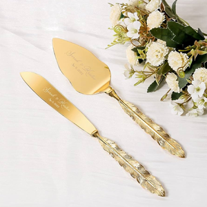 Juego de servidor de pastel de grabado personalizado Juego grabado de pastel de boda para fiestas de cumpleaños y eventos a precio mayorista de India - Product Image 1