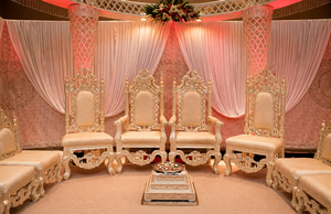 Sillas de Madera Doradas de Lujo para Bodas Indias, Ligeras, Personalizables, Estilo Maharaja, Juego de Sillas Vidhi para Eventos - Product Image 6