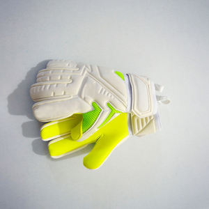 Gants professionnels avec latex haute adhérence pour l'entraînement et les matchs, gants de gardien de but de football avec un soutien confortable du poignet - Product Image 5
