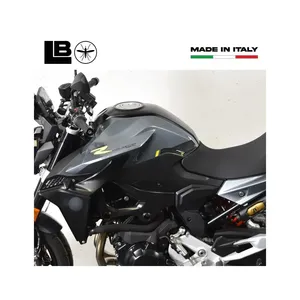 Kit de 3 protections de réservoir 3D jaunes compatibles avec les autocollants de moto BMW F900R 3D - Product Image 3