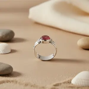 Anillo de Plata 925 con Gema Roja para Mujer, Joyería de Uso Diario - Product Image 2
