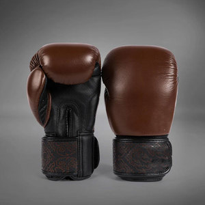 Low Moq Genuine Leather Boxing Gloves Wholesale Custom logo Boxing Gloves <b>Punching</b> Gloves for <b>Men</b> 2025 - Product Image 2