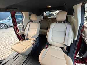 NOUVEAU VÉHICULE 2025 TOYOTA SIENNA 0 KM 8+ PLACES 4 CYLINDRES 399 CV TRANSMISSION AUTOMATIQUE - Product Image 2