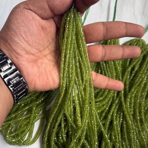 Cuentas Heishi Facetadas de Peridoto Verde de Alta Calidad Premium de 4mm a 5mm para la Fabricación de Joyería - Product Image 2