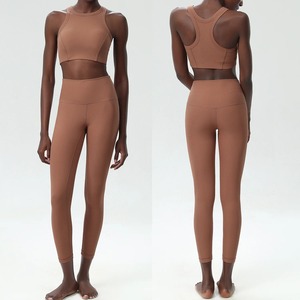 ชุดโยคะเล่นกีฬาสำหรับผู้หญิงเลกกิ้งสั้น2ชิ้นสีพื้นนุ่มใส่ปั่นจักรยาน - Product Image 6