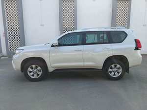 Toyota PRADO Sedán 2023 Usado, GCC, Automático, Volante a la Izquierda, Tracción Total, Asientos de Cuero, Control de Crucero Adaptativo, Neumáticos R18, Motor 4.5L, Euro IV - Product Image 6