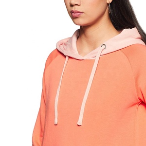 Vente en gros de pull sweat à capuche pour femme avec poche kangourou en coton uni pull à capuche unisexe de grande taille pour femme - Product Image 4