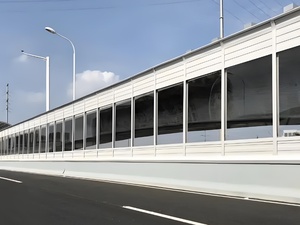 Barrière <span class=keywords><strong>anti</strong></span>-<span class=keywords><strong>bruit</strong></span> extérieure, barrière insonorisante, matériau métallique, micro-trous, barrière acoustique pour autoroute, municipalité, chemin de fer - Product Image 4