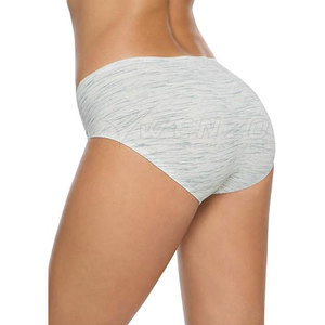 Braguitas Casuales de Mujer de Tela Suave de Punto Sin Costuras, Ajuste Cómodo, Transpirables, de Secado Rápido, Diseño Ligero para Ropa Interior Diaria - Product Image 3