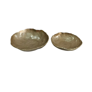 Plat rond et assiette faits à la main, artisanat en métal, bol de luxe, plateau à gâteaux et pâtisseries, plats décoratifs, aluminium décoratif, Noël - Product Image 1