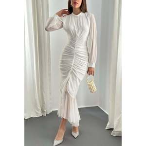 Robe en mousseline de soie blanche avec devant plissé - Blanc - Product Image 4