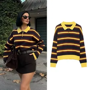 Pull en tricot rayé de style vintage pour femmes - Product Image 2