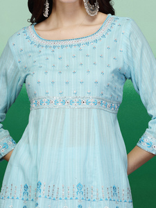 La mejor tela, última colección, trajes Sharara listos para usar para mujer, Ropa Étnica Salwar Kameez con trabajo bordado, venta al por mayor, OEM - Product Image 3