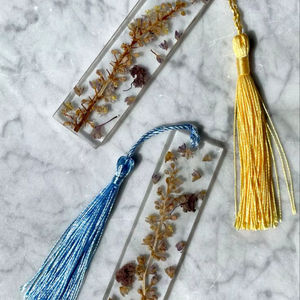 Marcapáginas Decorativos de Resina con Diseño Art Deco, Forma Redonda, Flores Secas de Cristal - Regalo de Diwali - Product Image 1