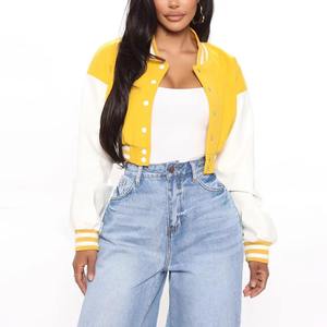 Veste universitaire courte matelassée en coton à manches longues style baseball pour femmes en gros - Product Image 1