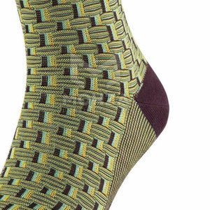 Good Quality Fashion Custom Design Sports <b>Socks</b> OEM Service Wholesale Rate Breathable Sports <b>Socks</b> - Product Image 6