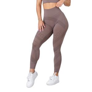 Leggings de compresión con corte en V y efecto fruncido para realce de glúteos, pantalones de yoga y entrenamiento para mujer, de poliéster y nailon, de talle alto. - Product Image 2