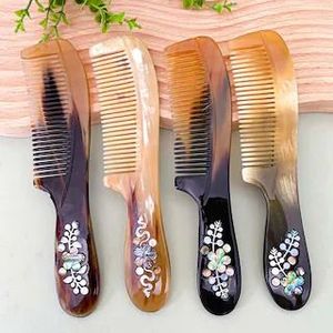 AVEC CORNE DE COULEURS BUFFALO PEIGNES EN GROS Peignes en corne antistatiques naturels pour les cadeaux de vacances par l'artisanat en croissant - Product Image 5