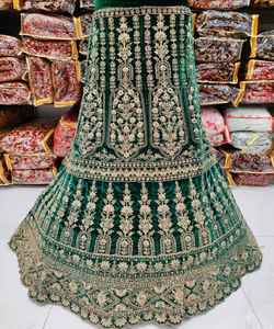 Designer indien Lahenga Choli avec chemisier Designer traditionnel indien Vêtements décontractés Robe rose colorée avec Dupatta Bo Alphanumero - Product Image 3