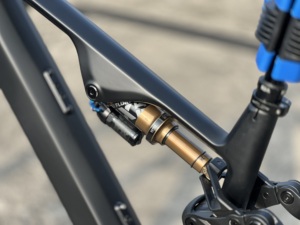 Bicicletta Elettrica da Uomo - Bici Elettrica Professionale con Componenti Premium e Sistema di Guida Morbida per la Città - Product Image 2