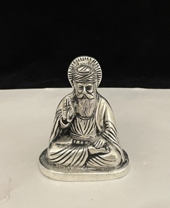 Elegante Estatua Miniatura Artesanal de Gurunank Sentado para Decoración del Hogar, Arte Artesanal para Templo, Decoración de Diwali, Figura Decorativa - Product Image 3