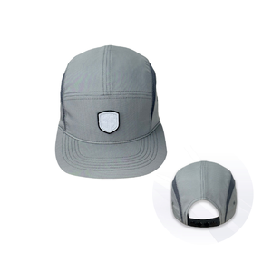 Venta al por mayor Multi-Panel Golf Sombreros Tela impermeable Snapback Cap Flat Hip Hop Moda Buen Precio Servicio OEM Fabricante de Vietnam - Product Image 1