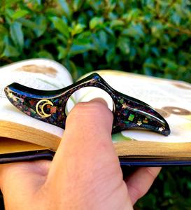 Support de page de livre en résine, poignée pour les doigts, accessoire de lecture durable et confortable, parfait pour les livres, les documents d'étude, les journaux et les romans - Product Image 4