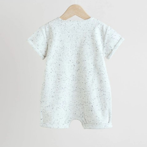 Mameluco de bebé personalizado de algodón orgánico suave transpirable ropa infantil fábrica OEM suministro al por mayor a granel - Product Image 3