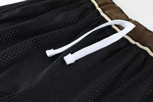 กางเกงบาสเก็ตบอลตาข่ายคุณภาพสูง ระบายอากาศได้ดี แห้งเร็ว สำหรับฤดูร้อน สไตล์สตรีทแวร์ สำหรับผู้ชาย - Product Image 4