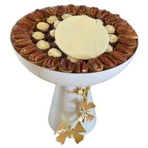 Centre de Table Bol à Dessert au Chocolat Bol à Chocolat Fait à la Main Vintage Avec Noix de Pécan Et Chocolat Blanc Pour Les Occasions Spéciales - Product Image 1