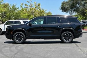 CLEAN USADO 2024 Chevrolet Traverse Z71 AWD - Product Image 5