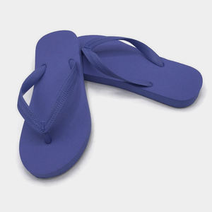 Pantoufle en caoutchouc naturel de qualité supérieure de couleur verte armée 100% pantoufle en caoutchouc OEM naturel avec la conception du client sont les bienvenus - Product Image 2