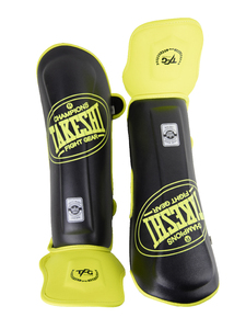 Takeshi สนับแข้งแบบมืออาชีพสำหรับ TFG-1413ทำจากหนังสังเคราะห์สีมวยที่กำหนดเองโลโก้กำหนดเอง - Product Image 2