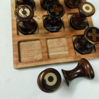 Jeu de Tic-Tac-Toe Moderne 2025 Écologique et Durable, Pièces en Résine Style Antique, Artisanat en Bois Fait Main pour Enfants et Adultes, Unique