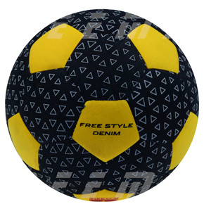 Pelota vaquera de estilo libre hecha en Pakistán, estructura indestructible y control de alta calidad, diseño especial, jugador de estilo libre para interiores - Product Image 1