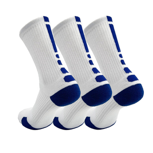 2025 último diseño calcetines de baloncesto de secado rápido antideslizantes deportes al aire libre calcetines de compresión atléticos calcetines ecológicos - Product Image 1