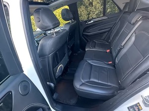 รถยนต์มือสอง พวงมาลัยซ้าย/ขวา ปี 2014 เมอร์เซเดส-เบนซ์ เอ็ม-คลาส ML 550 - Product Image 2