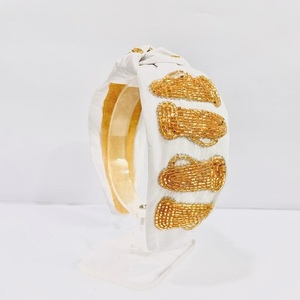 Bandeaux perlés accessoire de cheveux à la mode de luxe à la mode bandeau perlé à strass de graine fait à la main indien haut noué bandeaux - Product Image 1