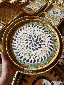 Bandeja de ratán estilo bohemio, ideal para aperitivos, café y decoración - Product Image 2