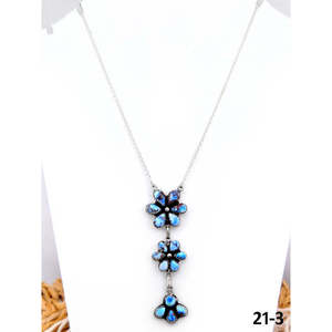 Collier artisanal en argent sterling et plaqué or en forme de fleur, idéal pour les occasions spéciales - Product Image 1
