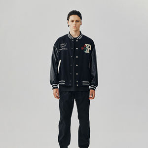 Veste d'hiver en laine pour homme, style varsity, col montant, broderies en chenille, manches en cuir, streetwear, lettres brodées - Product Image 5