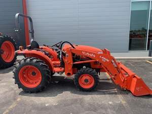 Tractor Agrícola Kubota L3301 2020 |   Tractor Compacto Diésel de 33 CV con Tracción en las 4 Ruedas en Existencia, Opción de Tractor con Tracción en las 2 Ruedas - Product Image 5