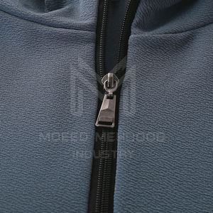 Pull à capuche personnalisé pour hommes pour l'hiver 2025 Couleur unie Tenue décontractée Polyester/coton Technique de teinture unie - Product Image 4