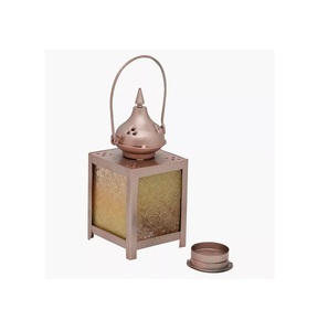 Pièce unique mini lanterne au design antique pur avec un design et un matériau extra premium à un coût très abordable - Product Image 1