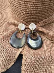 Boucles d'oreilles en corne de buffle véritable 100% naturel écologique fait à la main fleur conception bijoux de luxe pour femmes filles - Product Image 4