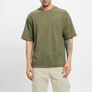 Camiseta de peso pesado de gran tamaño con logotipo personalizado hecho en Pakistán, camisetas de hombre de secado rápido con hombros caídos y cuello cuadrado - Product Image 3