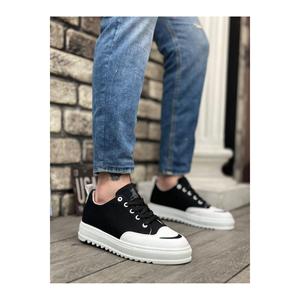 -Scarpe da uomo sportive bianche e nere con motivo a forma di sorriso spesso O3-28 MYR - Product Image 1