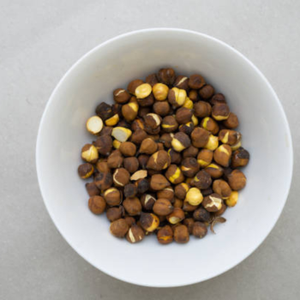 Pois chiches chana grillés indiens de qualité supérieure, haricots épicés hypocaloriques à haute teneur en protéines, sans OGM, prêt-à-manger, emballage en boîte - Product Image 2