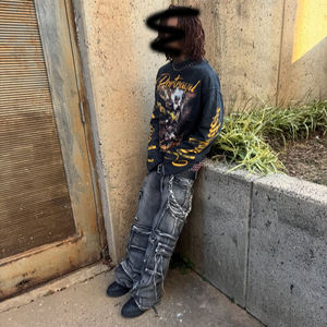 Sudadera Personalizada OEM para Hombre, Cuello Redondo, Algodón, Impresión DTG, Pedrería, Estilo Urbano - Product Image 3